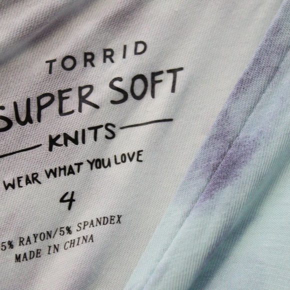 NWT Torrid Tie Dye Super Soft Knit Romper Shorts Blue Women's Size 4 4X H13563 - Picture 9 of 12